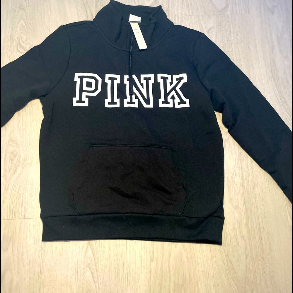 Black sweater from pink size s